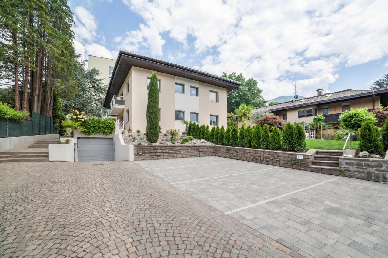 Ferienwohnung Maia Garden Meran Exterior foto